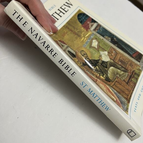 The Navarre Bible St Matthew Texts and Commentaries Paperback Revised Standard - Picture 7 of 7